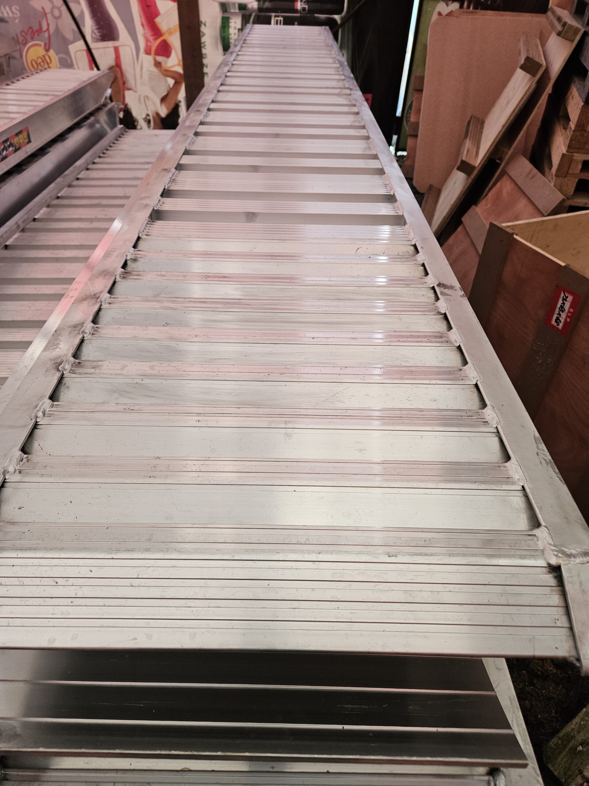 najazdy aluminiowe 190x50 5m do 7,1t bez rantów najazdy aluminiowe 190x50 5m do 7,1t bez rantów