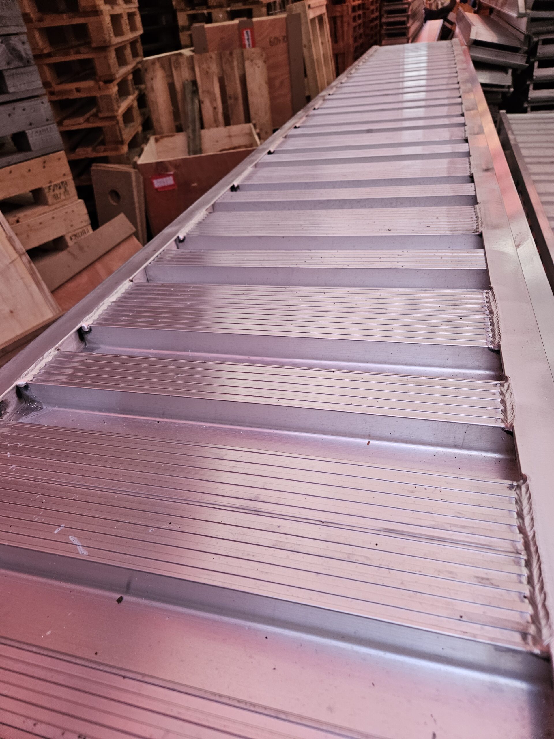 najazdy aluminiowe 190x50 5m do 7,1t bez rantów najazdy aluminiowe 190x50 5m do 7,1t bez rantów
