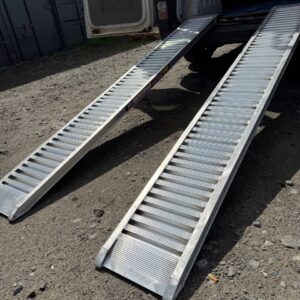 najazdy aluminiowe 50x20 2m do 2,1t bez rantów