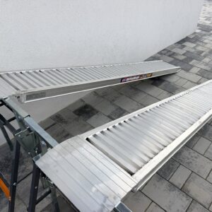 Najazdy aluminiowe 2,5m do 2,6t (65x25)