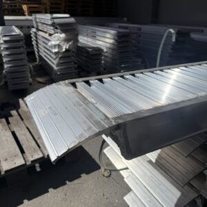 Najazdy aluminiowe 3,5m do 3,3t (115x35)